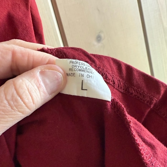 Burgundy Bodycon Dress with Ruching - Picture 3 of 6